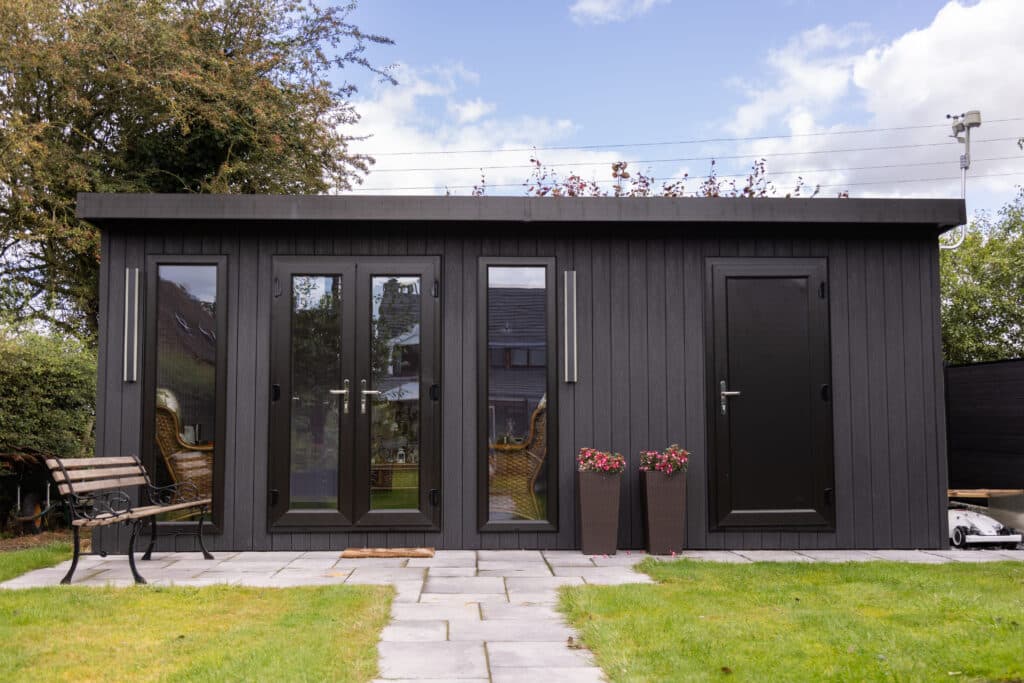 combi-garden-room-by-roundpeg