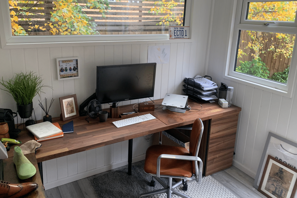 offices-in-the-outdoor-by-roundpeg-outdoor-buildings
