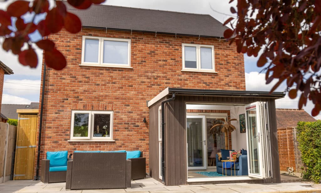 bespoke-garden-room-home-extension